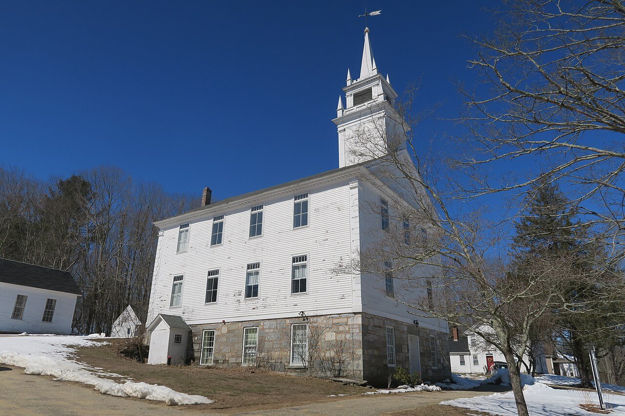 Chaplin Congregational Church in Chaplin, CT